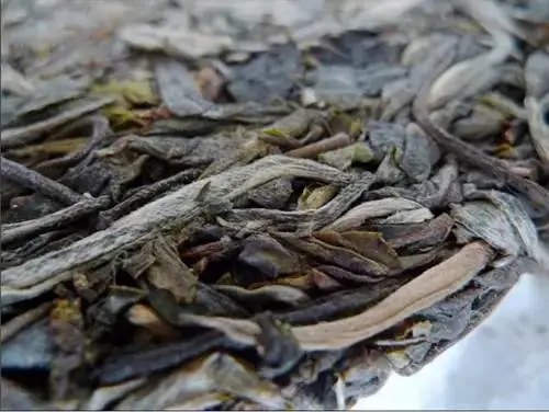 2022年刮風(fēng)寨茶坪古樹春茶價(jià)格?