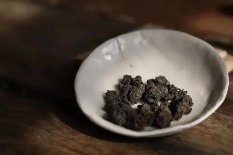 茶有倉(cāng)味怎么處理？