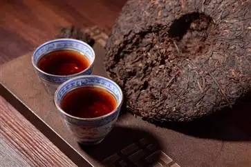 苦、澀味絕不是古樹普洱的霸氣，那也叫懂普洱茶，別逗了！