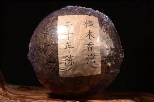 收藏普洱茶，應選擇知名品牌還是小品牌？